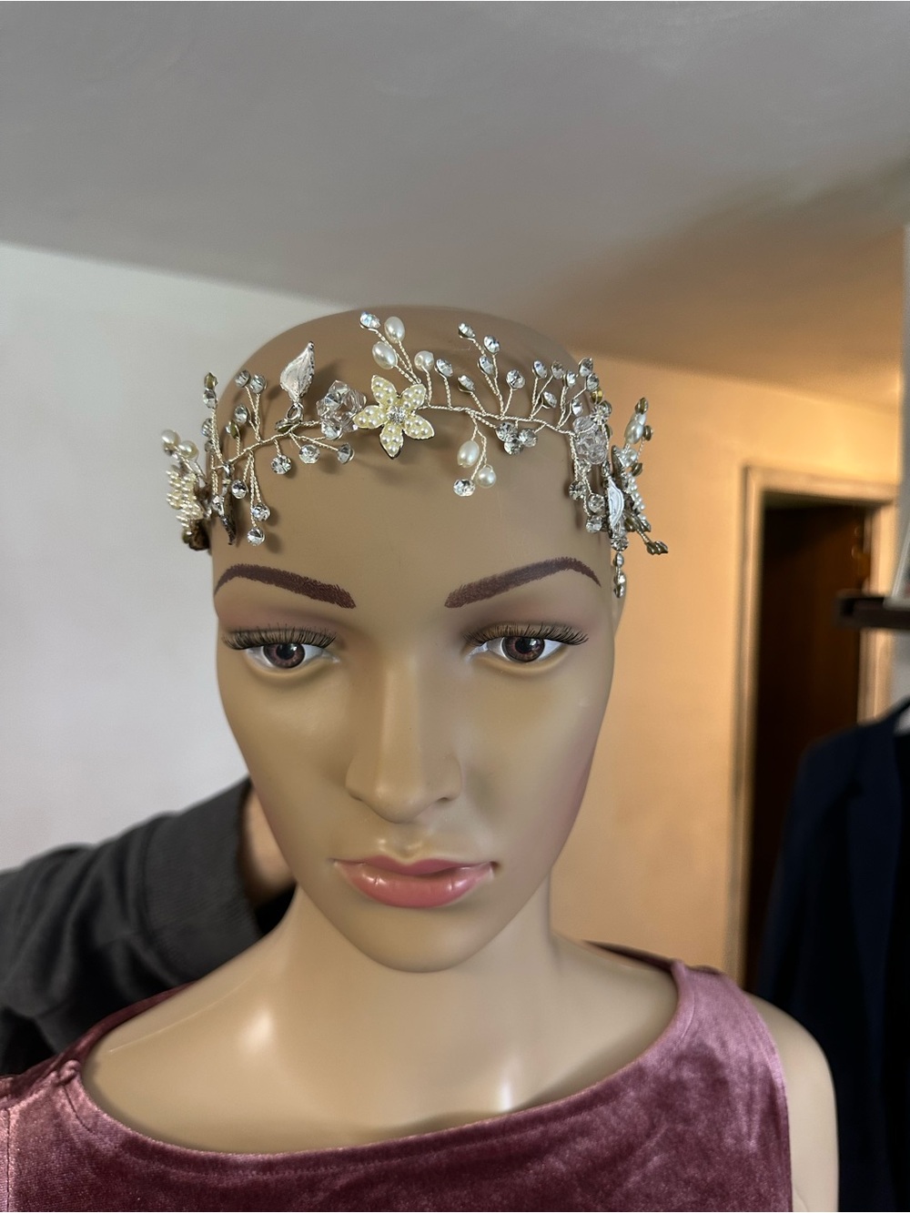 Delicate Floral Pearl and Crystal Headband - Gold